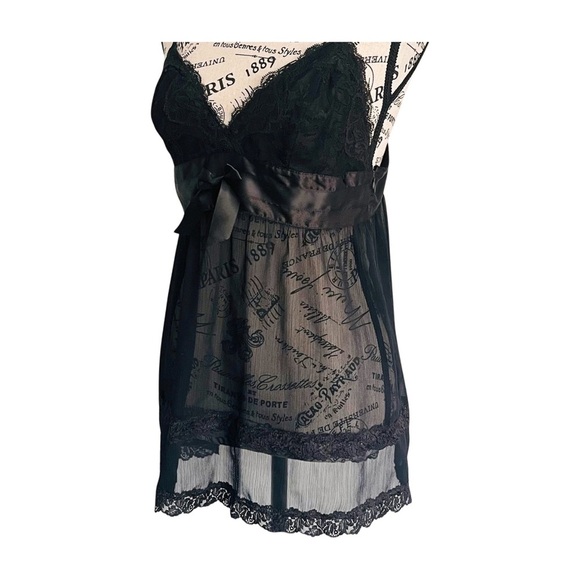 Y2K La Senza Black Sheer Lace Babydoll Top — Coquette Goth Lingerie - Picture 3 of 5